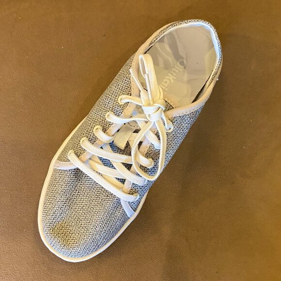 Olukai - Pehuea Li Tapa/White Sand - Multiple Sizes (NEW W/ BOX) - Picture 2 of 3